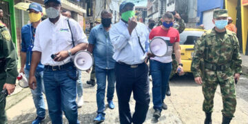 Mandatarios chocoanos vocean en las calles de Quibdó la importancia del confinamiento