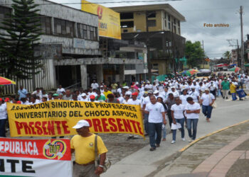 “Profesores, empleados y trabajadores de la UTCH nos mantenemos en suspensión de actividades hasta tanto se logre solución al conflicto laboral”
