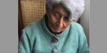 Abuela de 100 años vende sus pinturas para ayudar al Chocó