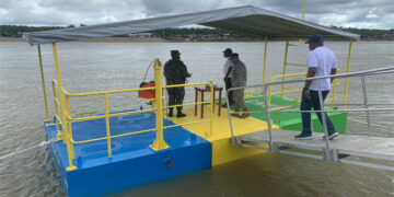 Quibdó estrenó embarcadero (muelle flotante) fluvial