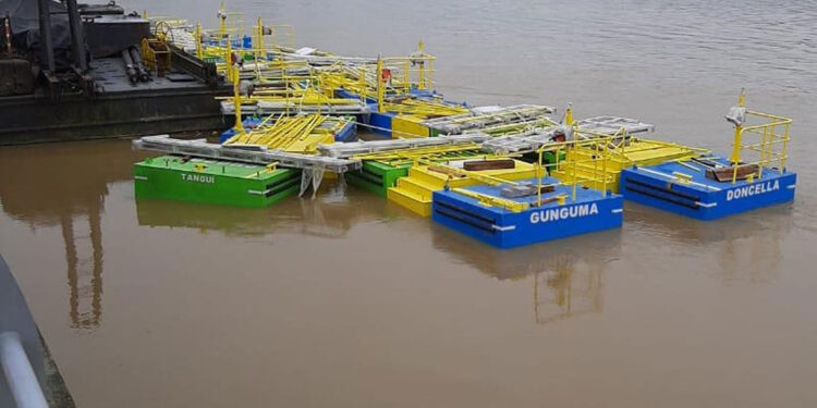 Llegaron 10 muelles flotantes para localidades del Atrato