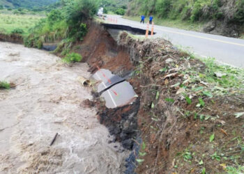 Vía Chocó-Risaralda fue cerrada por pérdida de banca