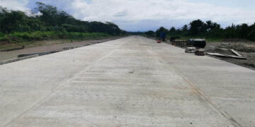 Así va la pavimentación de la pista del aeropuerto de Juradó