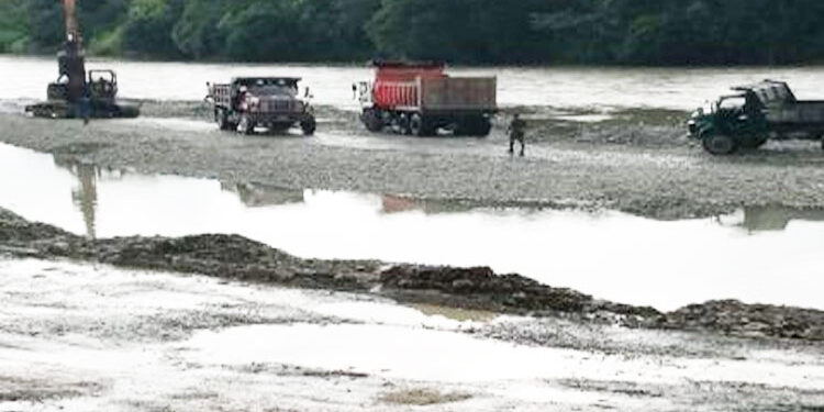 Por falta de licencia ambiental, Codechocó suspende dos obras en Nóvita