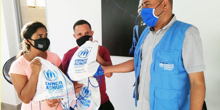Migrantes venezolanos en Bahía Solano reciben ayuda humanitaria
