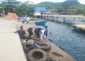 Limpieza submarina en Capurganá, Acandí