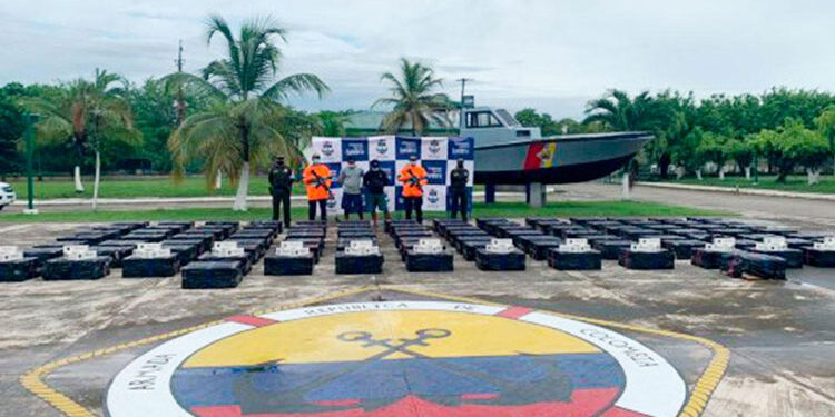 Incautan 50 mil cajetillas de cigarrillos de contrabando en aguas de Sapzurro, Acandí