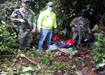 Ejército incautó cinco barras de explosivo en Munguirrí, vía Quibdó-Medellín