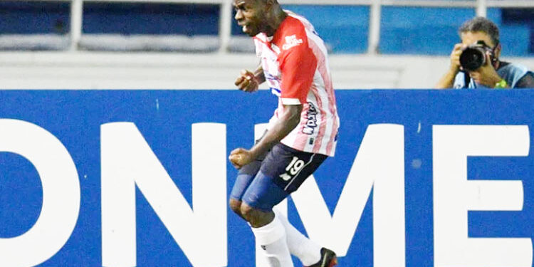 ‘Tutunendo’ Valencia metió tres goles a Independiente del Valle, en Libertadores