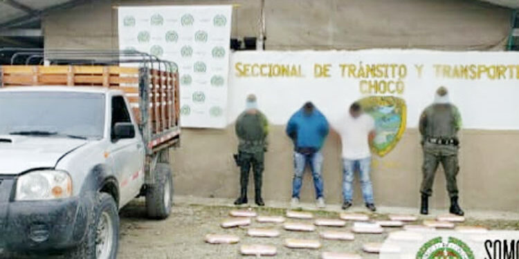 Encuentran 117 kilos de coca en una camioneta en la vía Quibdó-Istmina