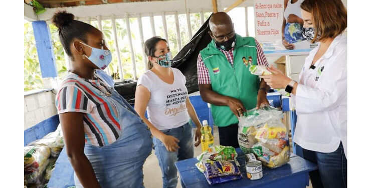 Directora del ICBF verifica la atención recibida por los niños de Quibdó y Bahía Solano