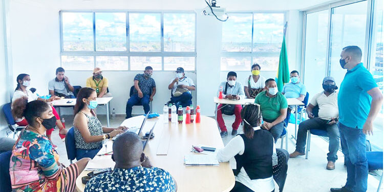 Secretaria de Educación del Chocó asume compromisos con líderes indígenas