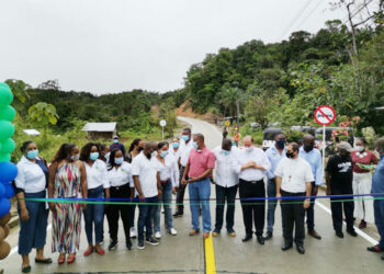 Gobernador del Chocó inauguró 5 kilómetros de pavimento en la vía Istmina-Pie de Pepé.