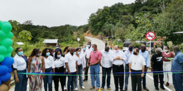 Gobernador del Chocó inauguró 5 kilómetros de pavimento en la vía Istmina-Pie de Pepé.
