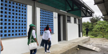 Inauguraron restauración de colegio en Medio Atrato