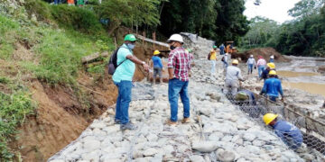 Avanza la construcción de muro de contención en el río Cutí, Unguía