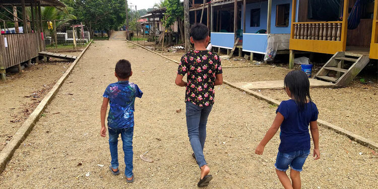Litoral de San Juan: viviendas, puestos de salud y atención al adulto mayor