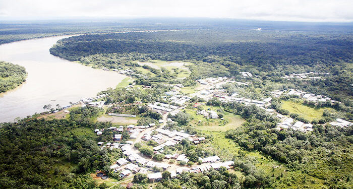 Bojayá: inician construcción de cancha sintética y hospital
