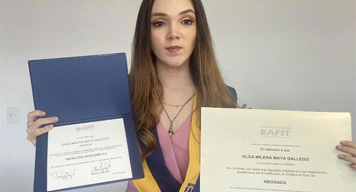 Joven abogada chocoana logra mención de honor y beca en EAFIT