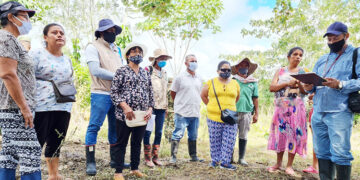 Luego de 24 años una familia regresó a sus predios en Belén de Bajirá