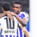 Jhon Córdoba regresó con un soberbio golazo