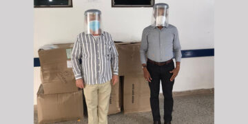 UTCH entregó caretas al Hospital San Francisco y al Ismael Roldán
