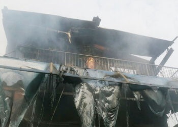 Incendio en Vigía del Fuerte dejó una casa en ruinas