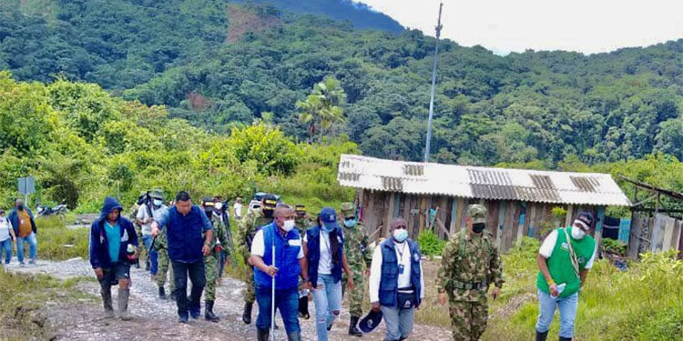 Indígenas que retuvieron a nueve soldados fueron denunciados ante la Fiscalía