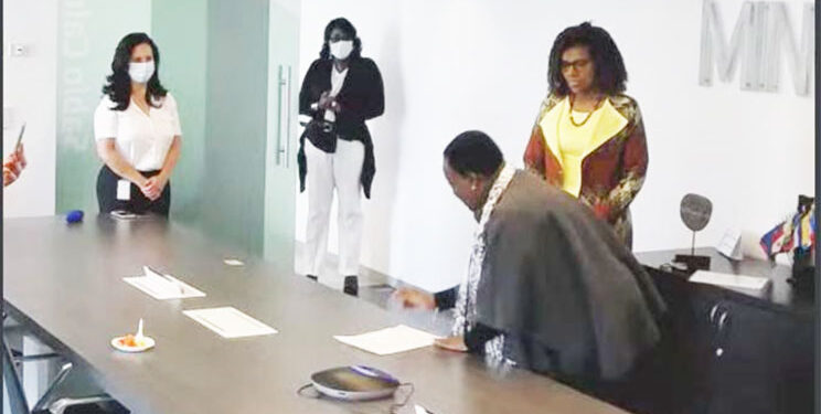 Betty Moreno se posesionó como secretaria general del Ministerio de Ciencia