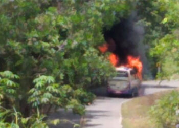 Incendian bus de pasajeros en el sector Yuto-Cértegui