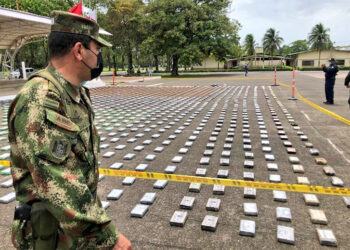 Incautan 1.300 kilos de coca en el río Tanela, Unguía