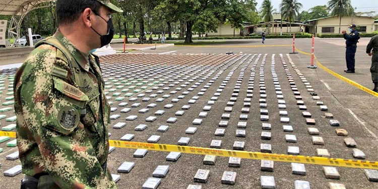 Incautan 1.300 kilos de coca en el río Tanela, Unguía