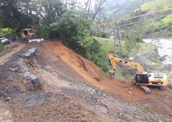Derrumbe en Carmen de Atrato: un muerto y un desaparecido