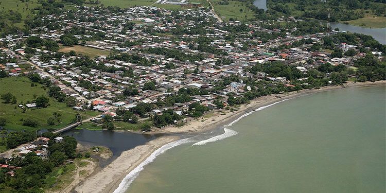 Ocad Paz aprobó recursos para proyectos en Acandí, Riosucio y Medio Atrato
