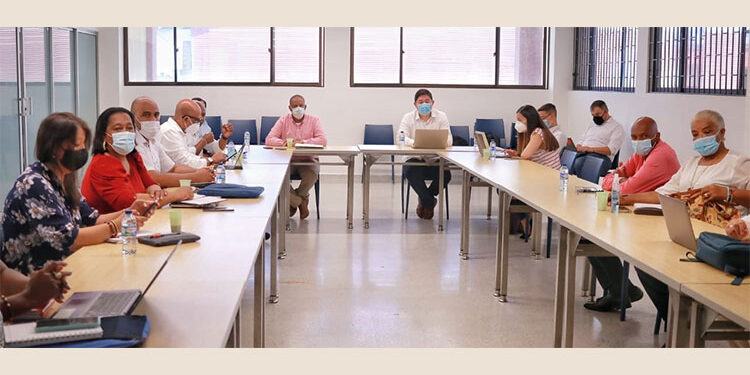 Evalúan compromisos firmados en paros cívicos sobre educación en el Chocó