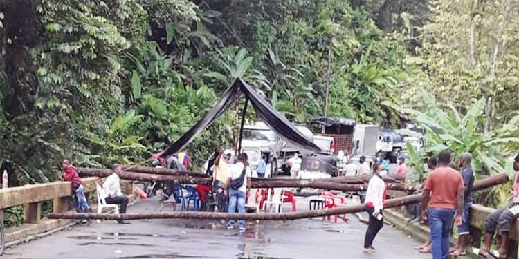Cerraron vía Chocó-Risaralda por incumplimiento de Invías