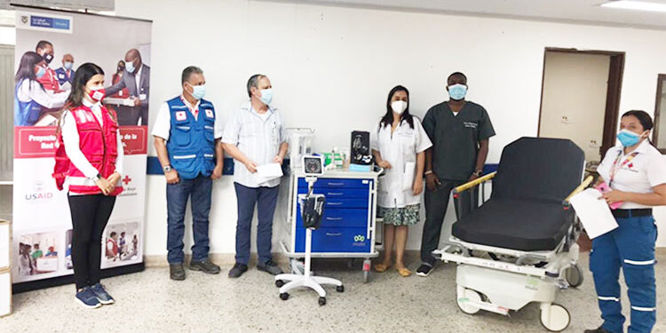 Hospital San Francisco recibió equipos donados por la Cruz Roja