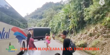 Segundo día de bloqueo indígena de la vía Tadó-Pereira