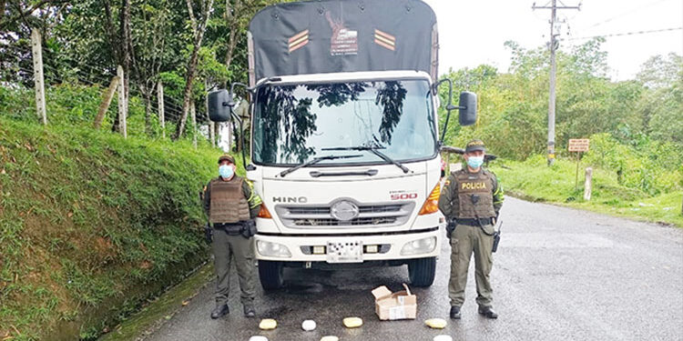 Incautan 8,4 kilos de coca en Las Ánimas