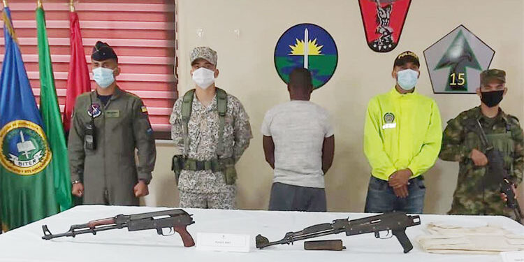 Se entregaron tres miembros del Clan del Golfo