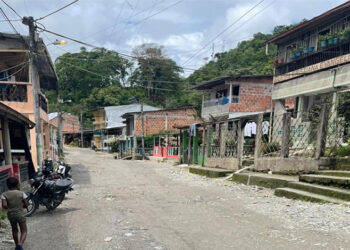 Alcantarillado en cinco barrios de Istmina