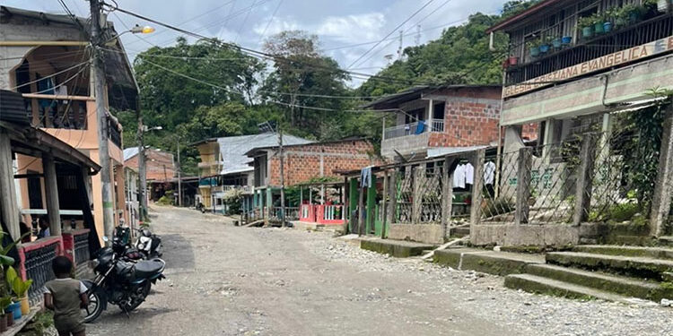 Alcantarillado en cinco barrios de Istmina