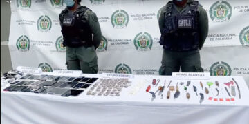 Incautan armas blancas y celulares en la cárcel Anayansy
