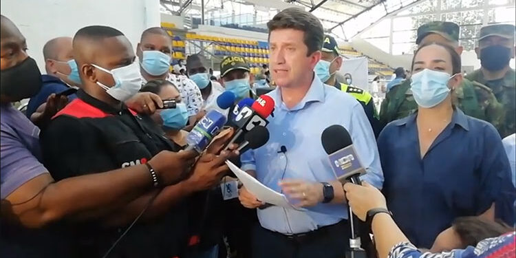 Anuncios del Ministro de Defensa en Quibdó