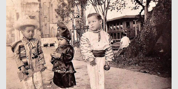 Quibdó 1951: niños en el Parque Centenario