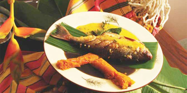 Chere ahumado en salsa de coco y borojó