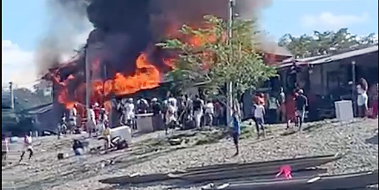 San Rafael de Neguá: 22 viviendas en cenizas