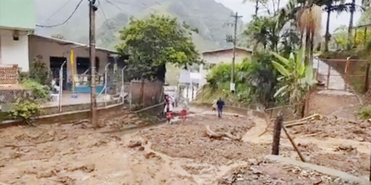 Emergencia en El Siete por fuerte lluvia