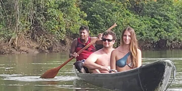 Navegar por ríos y manglares, plan turístico en Nuquí, Chocó