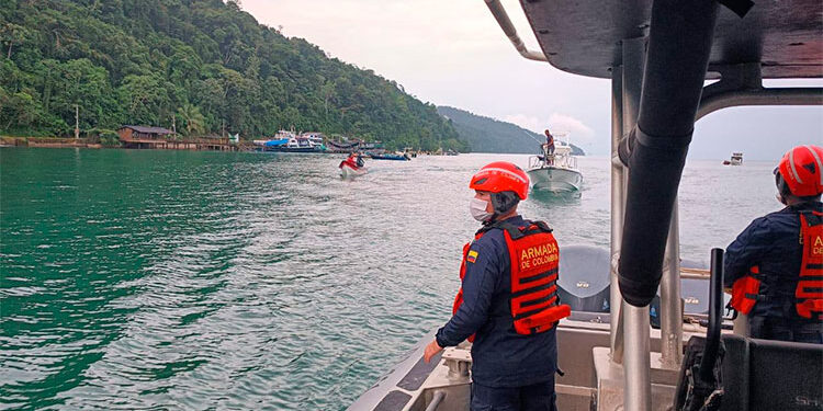 Bahía Solano: rescatan a tripulante de embarcación en Huina